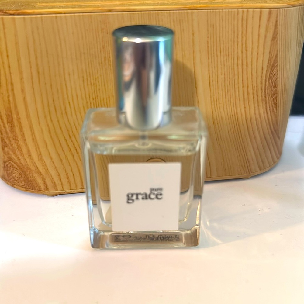Pure Grace perfume